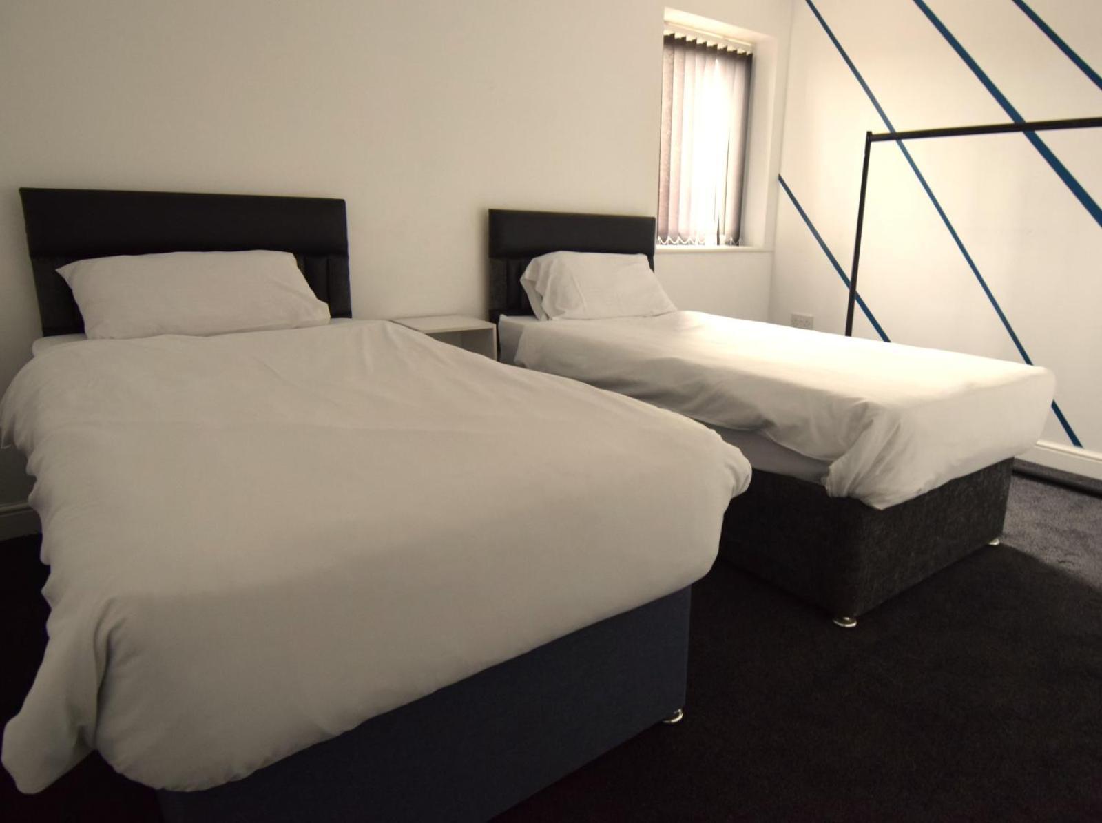 Oyo Victoria Apartments Мидлсбро Экстерьер фото